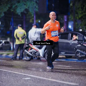 Runner Photo 7852992
