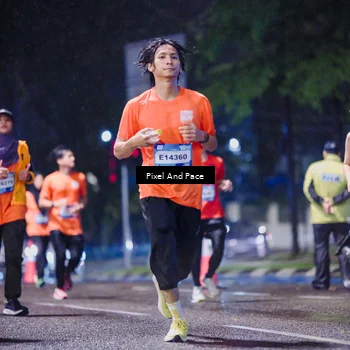 Runner Photo 7853003