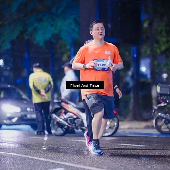 Runner Photo 7853040