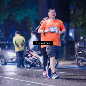 Runner Photo 7853042