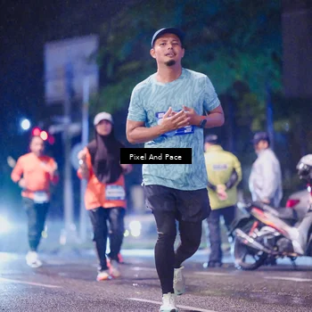 Runner Photo 7853048