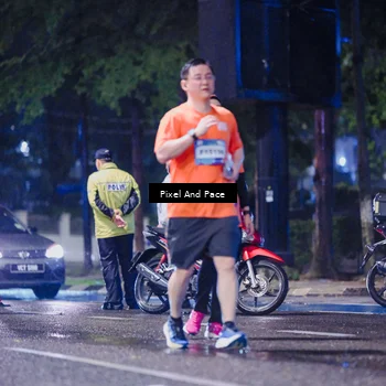 Runner Photo 7853054