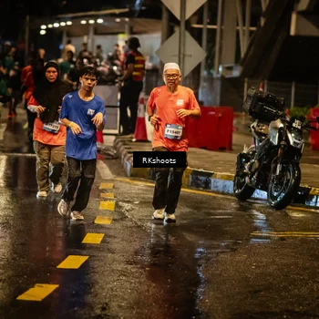 Runner Photo 7853063