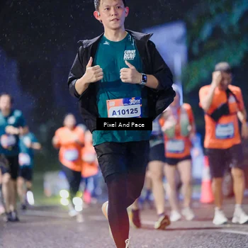 Runner Photo 7853071