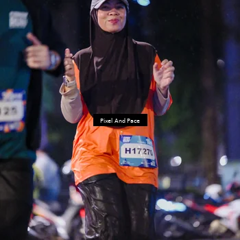 Runner Photo 7853072