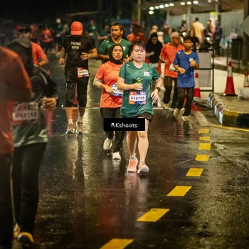 Runner Photo 7853100