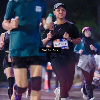 Runner Photo 7853114