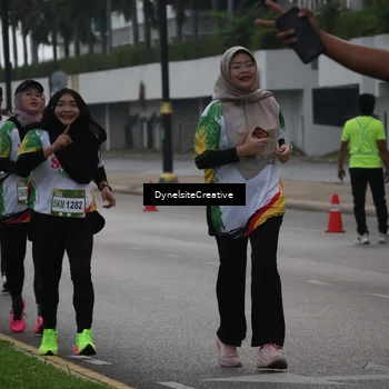 Runner Photo 7853119