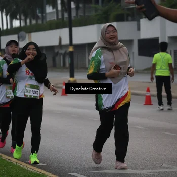 Runner Photo 7853185