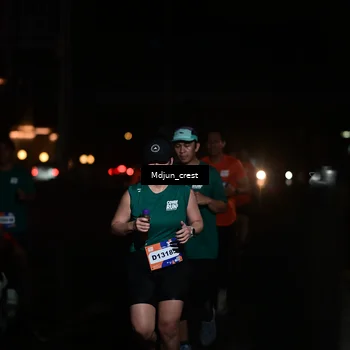 Runner Photo 7853438