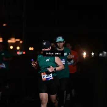 Runner Photo 7853444