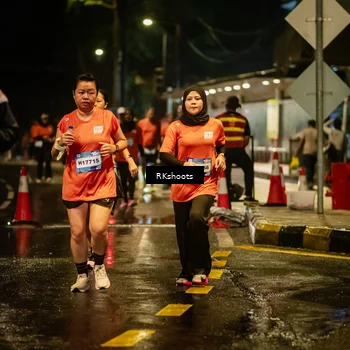 Runner Photo 7853465