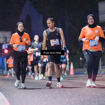 Runner Photo 7853467