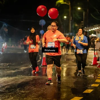 Runner Photo 7853563