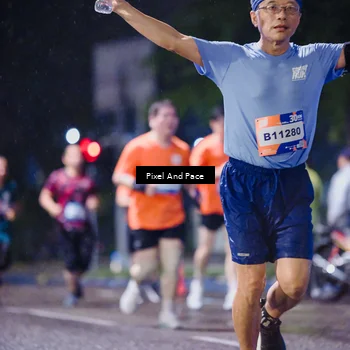 Runner Photo 7853599