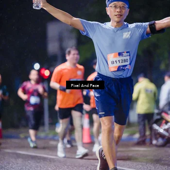 Runner Photo 7853600