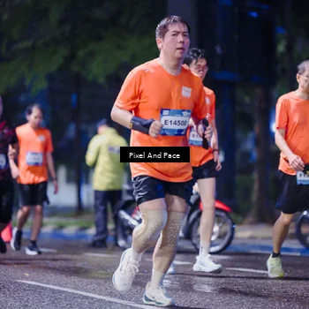 Runner Photo 7853605