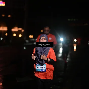 Runner Photo 7853616