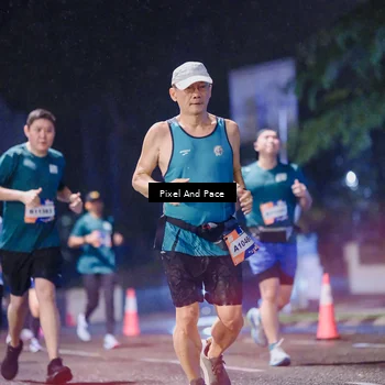 Runner Photo 7853676