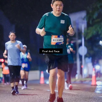Runner Photo 7853697