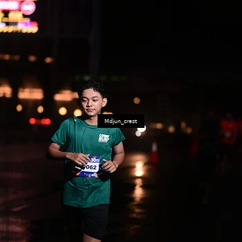 Runner Photo 7853699