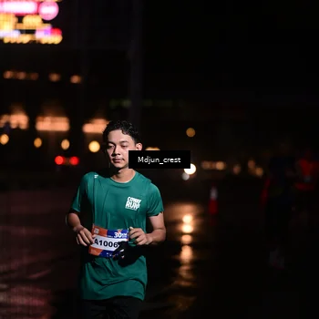 Runner Photo 7853700