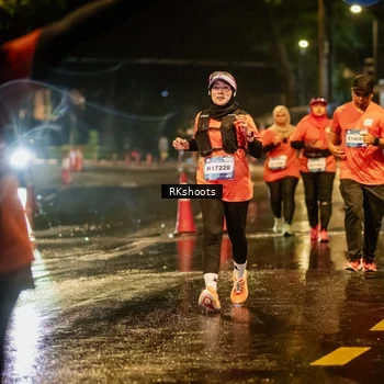Runner Photo 7853715