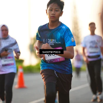Runner Photo 7853770