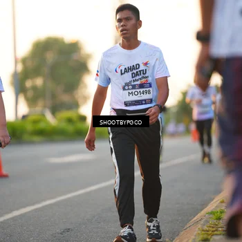 Runner Photo 7853842