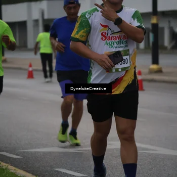 Runner Photo 7853903