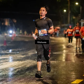 Runner Photo 7853925