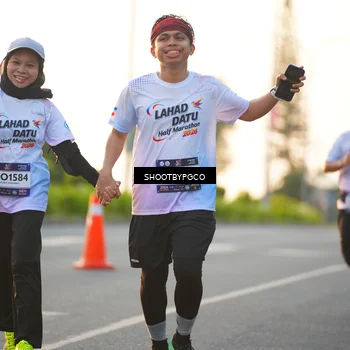 Runner Photo 7853953