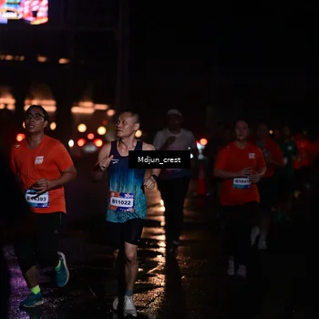 Runner Photo 7853960