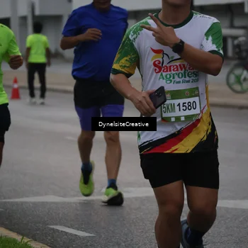 Runner Photo 7853963