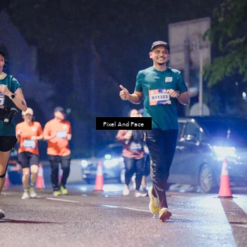 Runner Photo 7853971