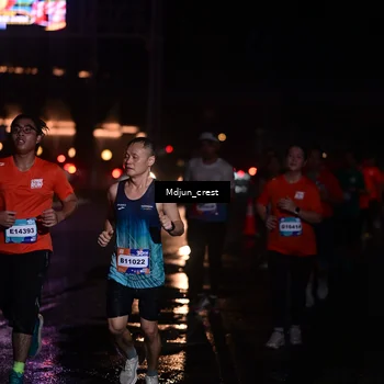 Runner Photo 7853974