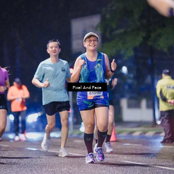 Runner Photo 7853998