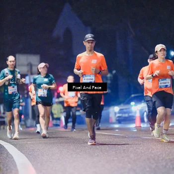 Runner Photo 7854010