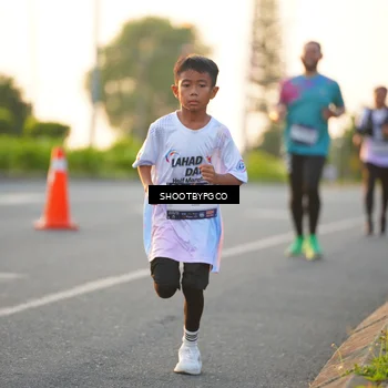 Runner Photo 7854013