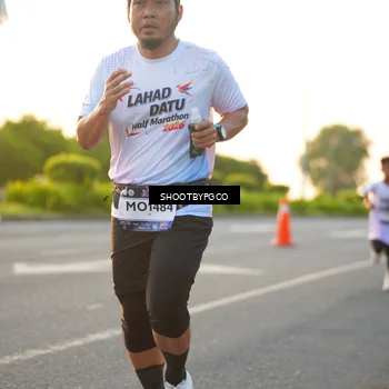 Runner Photo 7854015