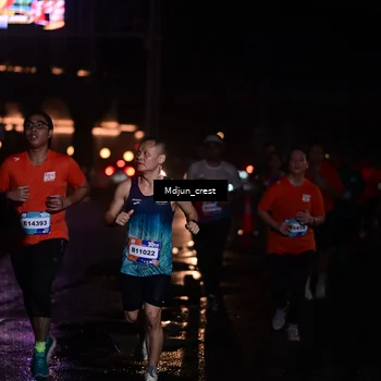 Runner Photo 7854024