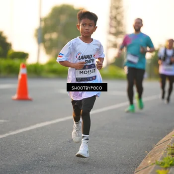 Runner Photo 7854034
