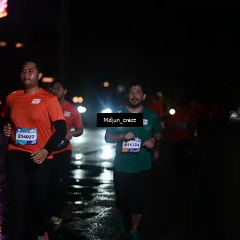 Runner Photo 7854082