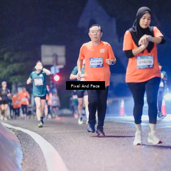 Runner Photo 7854103