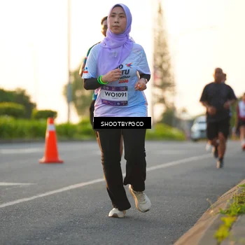 Runner Photo 7854353