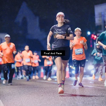 Runner Photo 7854371