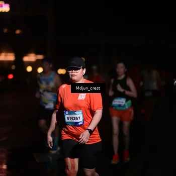 Runner Photo 7854413
