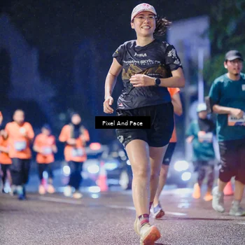 Runner Photo 7854455