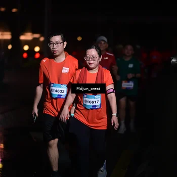 Runner Photo 7854486