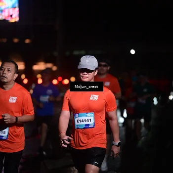 Runner Photo 7854557